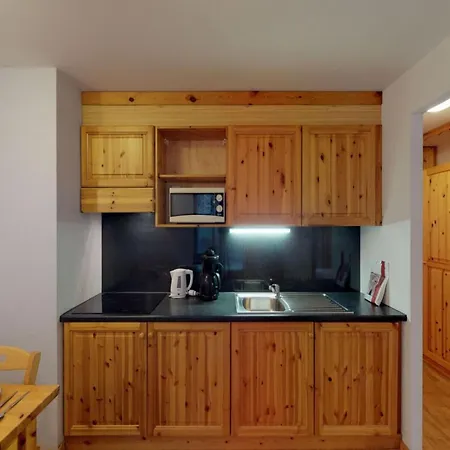 公寓 Appealing With Sauna 南达